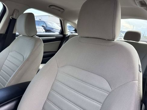 Used 2020 Ford Fusion S FWD image 22