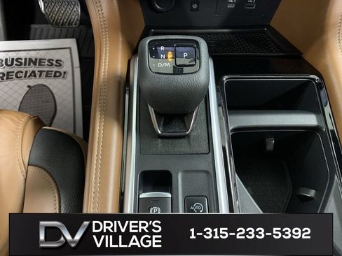 Used 2023 Nissan Pathfinder Platinum w/ Cargo Package AWD/4WD image 18