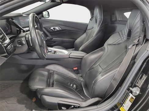 Used 2019 BMW Z4 sDrive30i w/ M Sport Package image 16