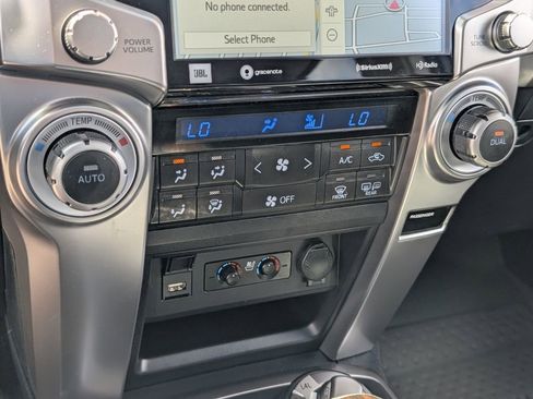 Used 2024 Toyota 4Runner Limited image 24