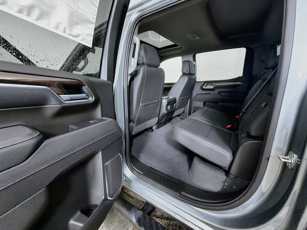 New 2026 Chevrolet Silverado 1500 RST w/ Convenience Package II AWD/4WD image 18