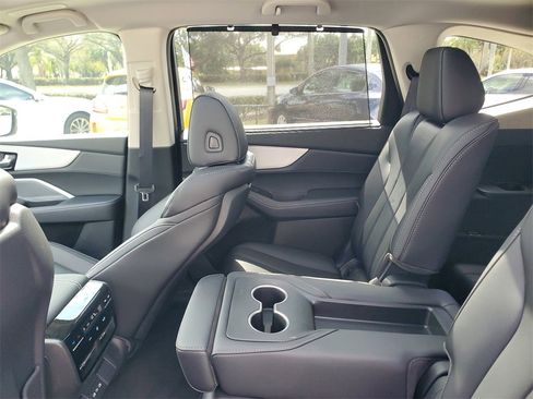 Used 2026 Acura MDX w/ Technology Package image 12