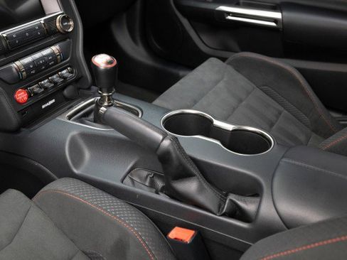 Used 2017 Ford Mustang Shelby GT350R w/ GT350R Equipment Group 920A image 32