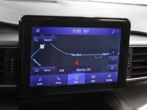 Used 2021 Ford Explorer XLT w/ Equipment Group 202A image 13