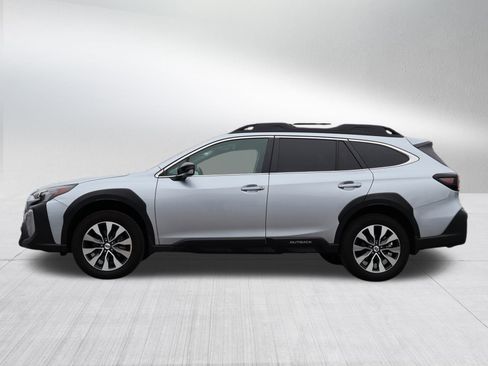 Used 2024 Subaru Outback Limited image 4