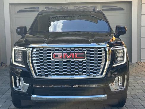 Used 2021 GMC Yukon XL SLT AWD/4WD image 26