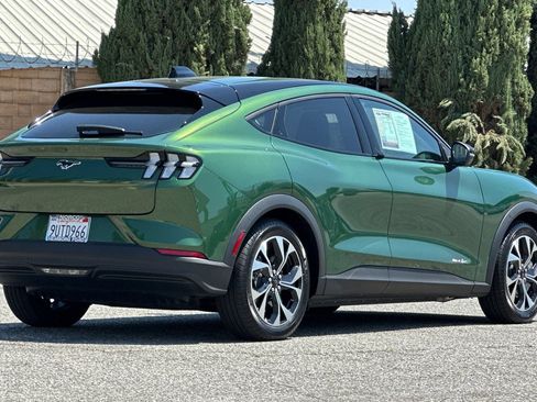 Used 2025 Ford Mustang Mach-E Select w/ Comfort Package Lite RWD image 4