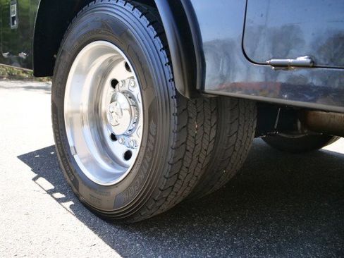 Used 2024 RAM 4500 SLT w/ Quick Order Package 2YG SLT image 33