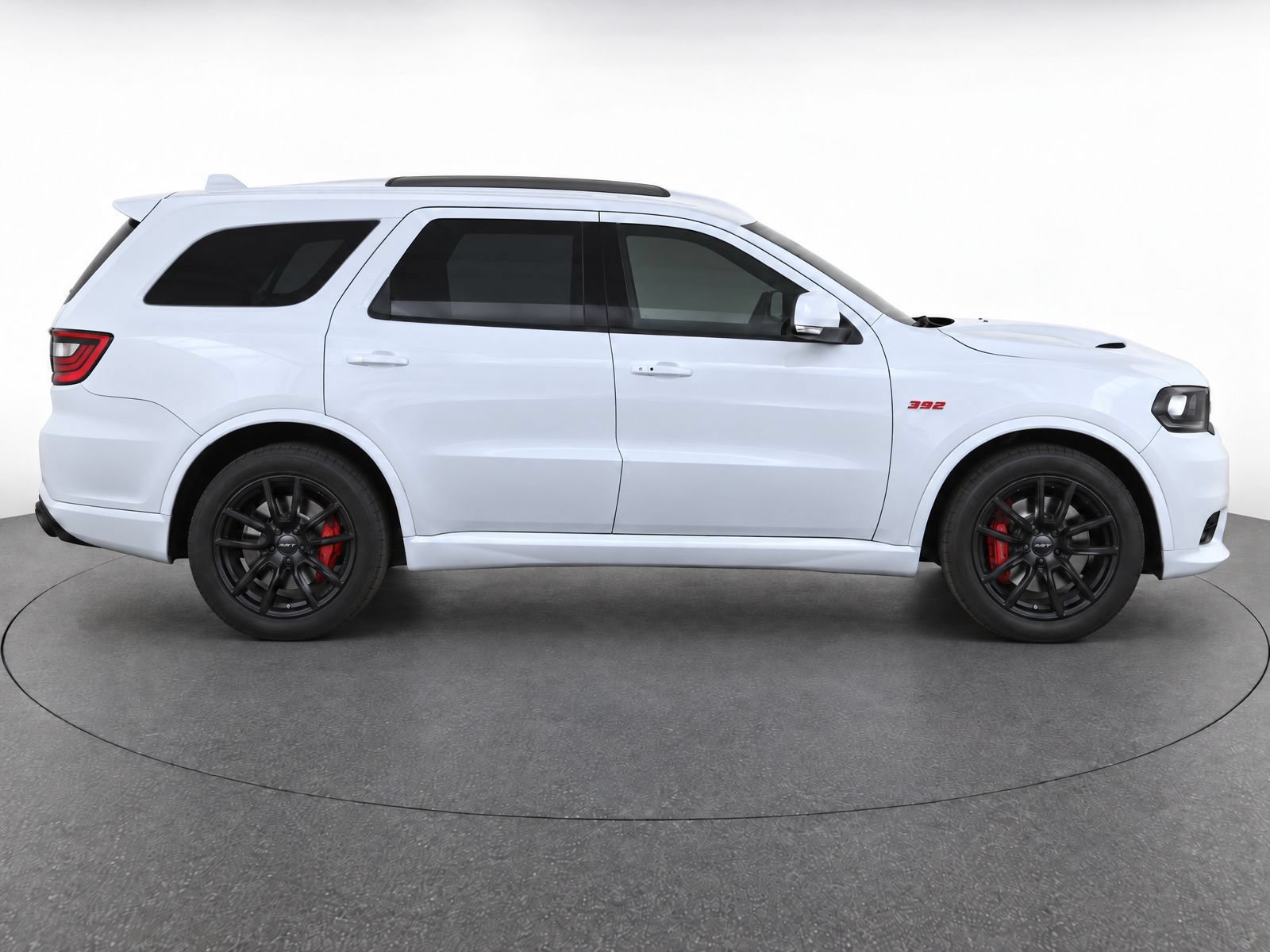 Used 2018 Dodge Durango SRT w/ Technology Group AWD/4WD image 8