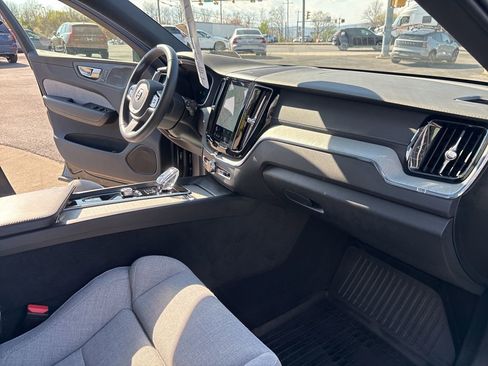 Certified 2024 Volvo XC60 T8 Ultimate w/ Protection Package Premier AWD/4WD image 42