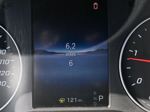 Used 2025 Mercedes-Benz Sprinter 2500 image 12