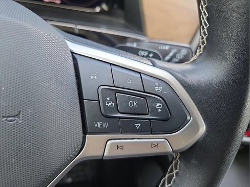 Used 2025 Volkswagen Atlas SE FWD image 20