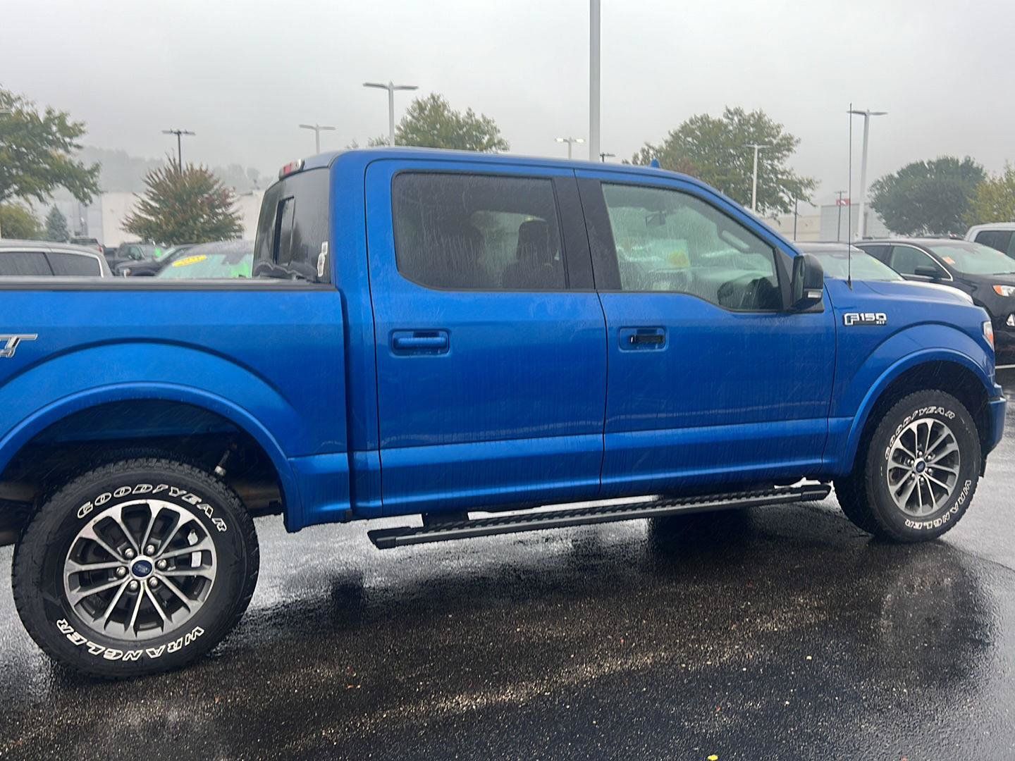 Used 2018 Ford F150 XLT w/ Equipment Group 302A Luxury AWD/4WD image 6