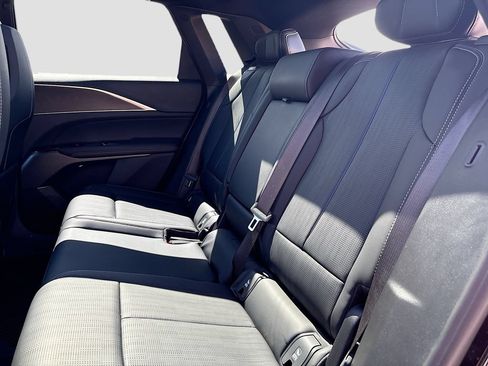 Used 2025 Cadillac Lyriq Luxury w/ LPO, Floor Liner Package AWD/4WD image 25