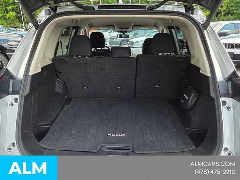 Used 2025 Nissan Rogue SV FWD image 13