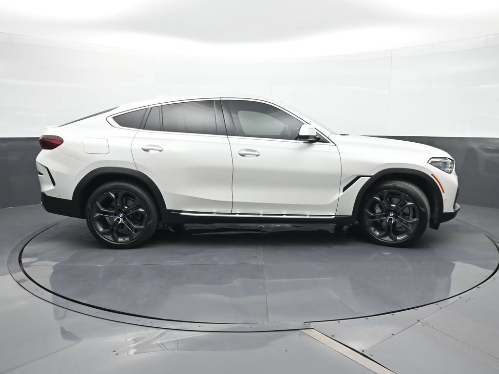 Used 2021 BMW X6 xDrive40i w/ Executive Package AWD/4WD image 21