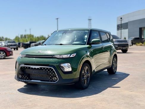 Used 2021 Kia Soul EX FWD image 3