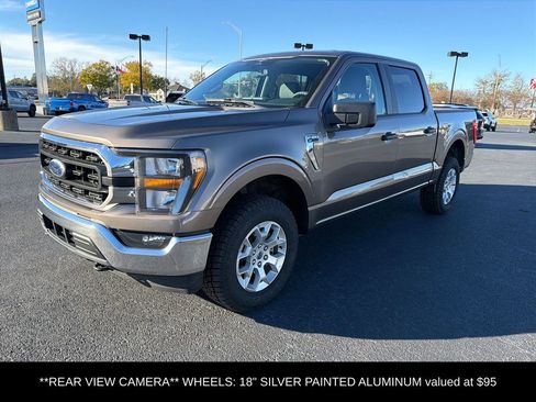 Used 2023 Ford F150 XLT image 4