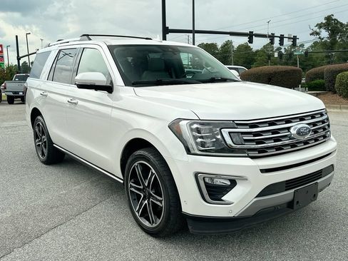 Used 2019 Ford Expedition Limited w/ Special Edition Package RWD image 2