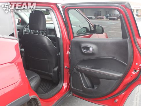 Used 2019 Jeep Compass Latitude w/ Popular Equipment Group image 22