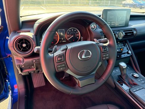 Used 2025 Lexus IS 350 F Sport image 11