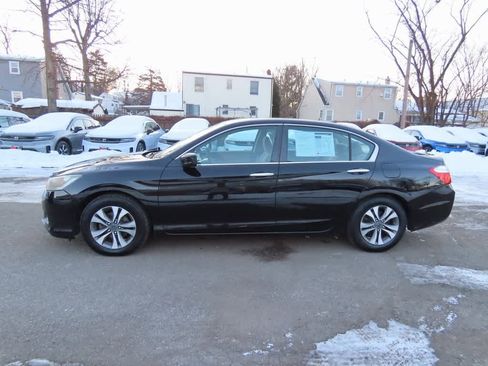 Used 2013 Honda Accord LX image 3