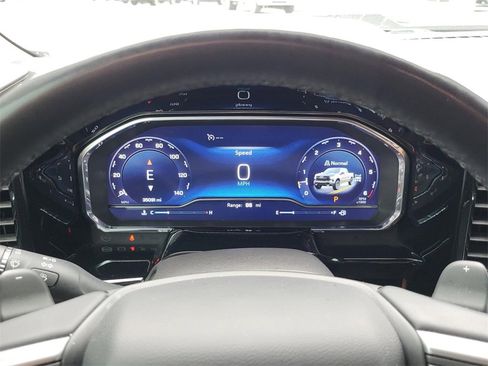 Used 2024 Chevrolet Silverado 1500 LT Trail Boss w/ Convenience Package II image 23