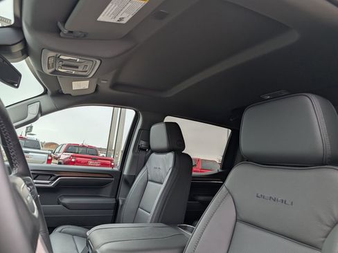 New 2026 GMC Sierra 1500 Denali w/ LPO, Black Badging Package AWD/4WD image 6