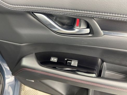 Used 2025 MAZDA CX-5 Carbon Edition image 24