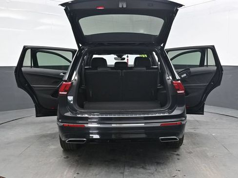 Used 2020 Volkswagen Tiguan SEL Premium R-Line w/ 3rd Row Seat Package AWD/4WD image 46