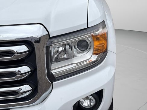 Used 2019 GMC Canyon SLE image 10