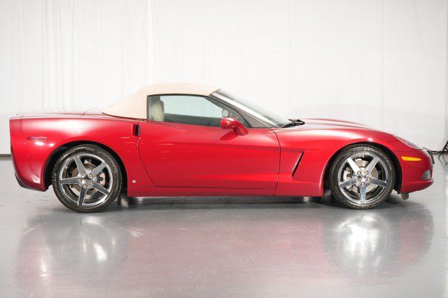 Used 2008 Chevrolet Corvette Convertible w/ Preferred Equipment Group RWD image 10