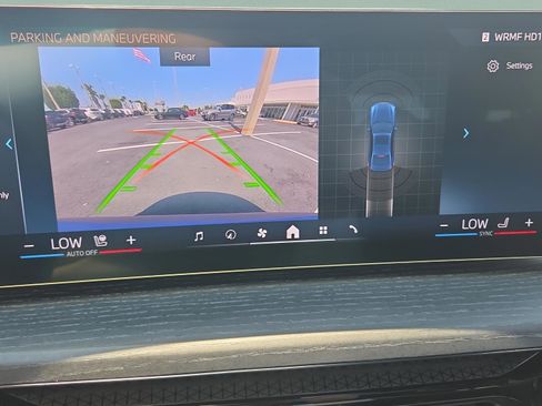 Certified 2025 BMW 330i Sedan w/ M Sport Package image 29