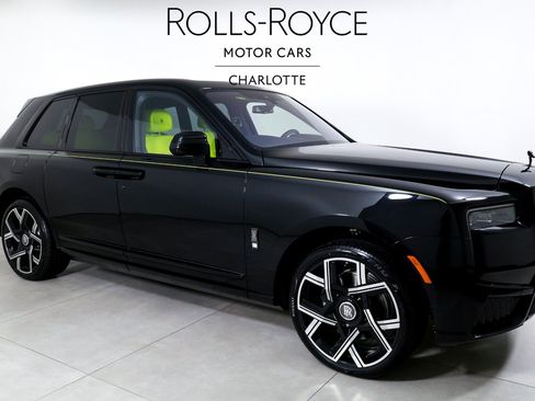 New 2027 Rolls-Royce Cullinan Black Badge AWD/4WD image 5