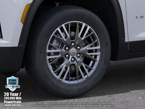New 2026 Chevrolet Traverse LT w/ Driver Confidence Package image 9