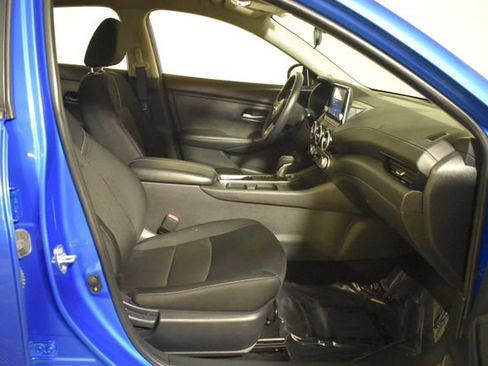 Certified 2025 Nissan Sentra SV FWD image 33