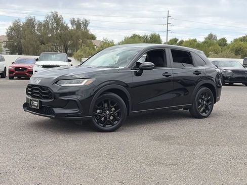 Used 2024 Honda HR-V Sport image 2