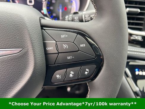 Certified 2025 Chrysler Pacifica Limited image 62