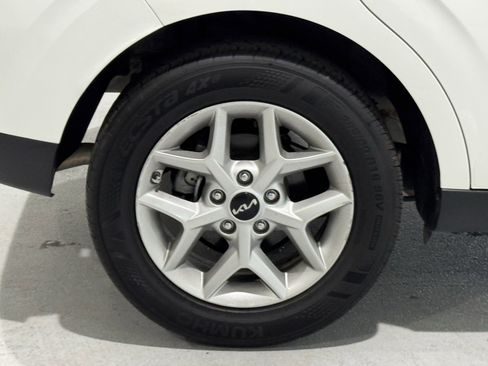 Used 2023 Kia Soul LX w/ Option Group 015 image 19