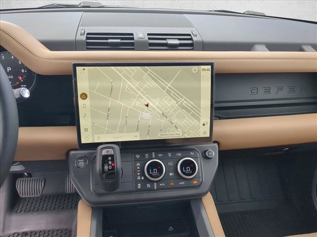 New 2026 Land Rover Defender 110 X-Dynamic SE AWD/4WD image 12