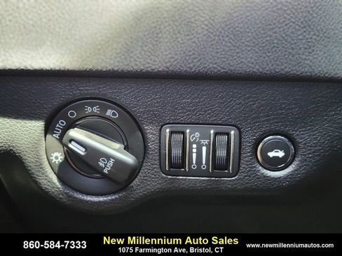 Used 2023 Dodge Charger Scat Pack w/ Navigation & Travel Group image 24