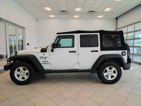 Used 2016 Jeep Wrangler Unlimited Sport w/ Quick Order Package 24S AWD/4WD image 6