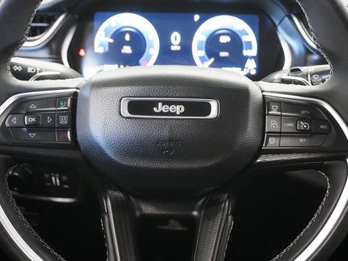 Certified 2024 Jeep Grand Cherokee Laredo image 21