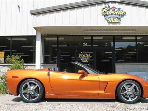 Used 2007 Chevrolet Corvette Convertible w/ Preferred Equipment Group RWD image 23