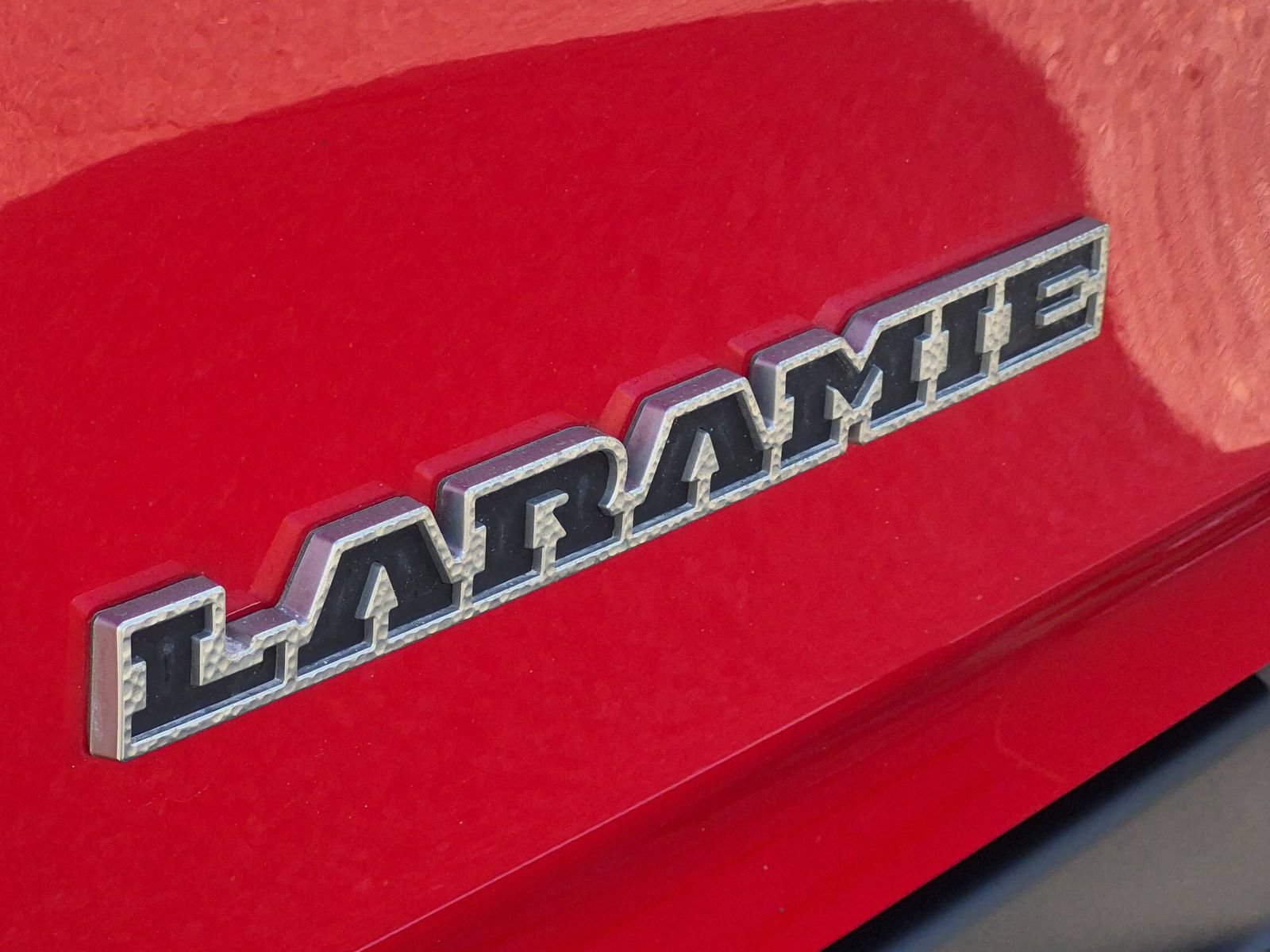 Used 2021 RAM 1500 Laramie AWD/4WD image 14