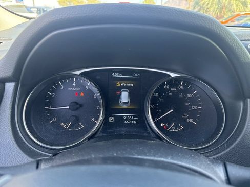 Used 2016 Nissan Rogue S FWD image 20