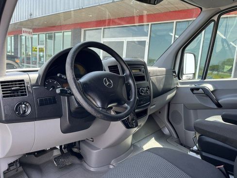 Used 2011 Mercedes-Benz Sprinter 2500 image 24