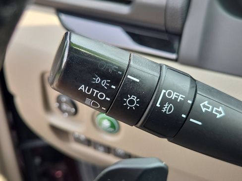 Used 2020 Honda Pilot Touring image 40
