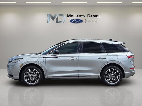 Used 2022 Lincoln Corsair Grand Touring AWD/4WD image 3
