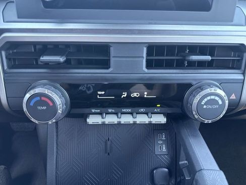 Used 2026 Toyota 4Runner SR5 AWD/4WD image 18